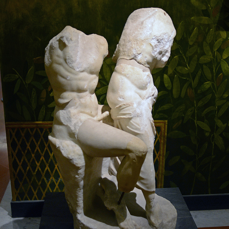 secret cabinet pompeii naples statue